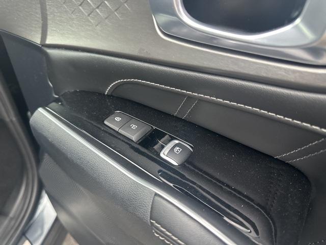used 2023 Kia Sorento car, priced at $29,500