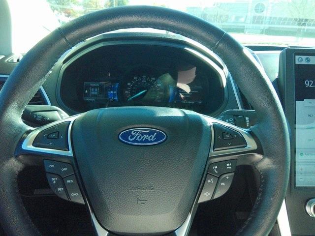 used 2024 Ford Edge car, priced at $29,500