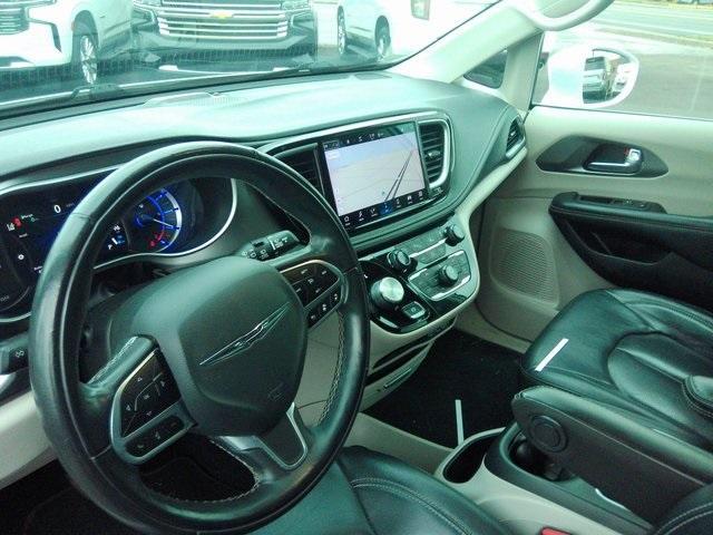 used 2022 Chrysler Pacifica Hybrid car, priced at $25,000