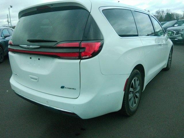 used 2022 Chrysler Pacifica Hybrid car, priced at $25,000