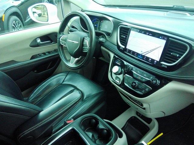 used 2022 Chrysler Pacifica Hybrid car, priced at $25,000