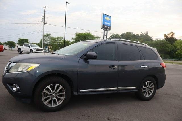 used 2013 Nissan Pathfinder car, priced at $8,000