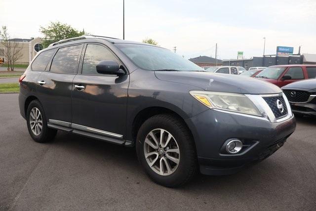 used 2013 Nissan Pathfinder car, priced at $8,000