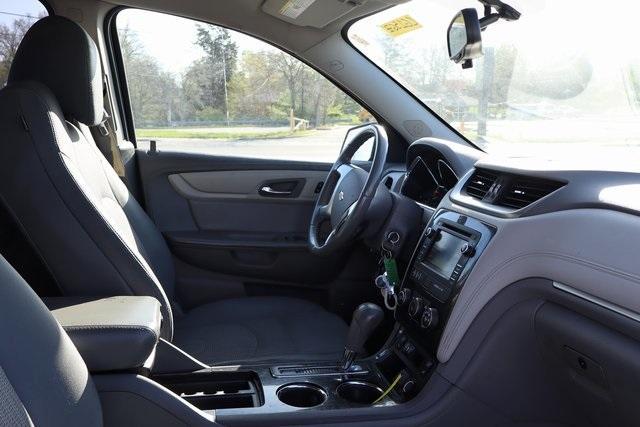 used 2016 Chevrolet Traverse car, priced at $12,000
