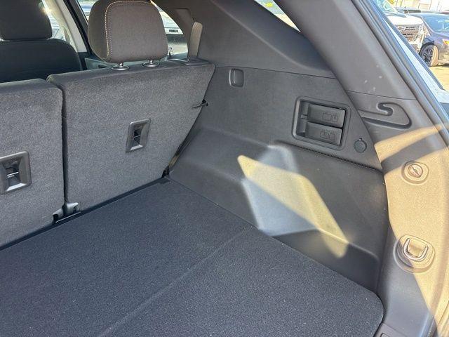 used 2021 Chevrolet Equinox car, priced at $18,800