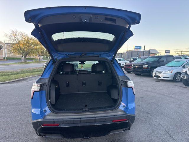 used 2025 Chevrolet Equinox car, priced at $29,900