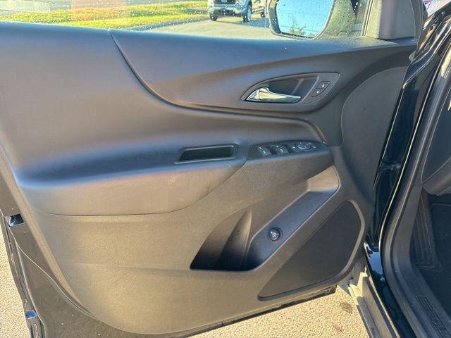 used 2022 Chevrolet Equinox car, priced at $19,000