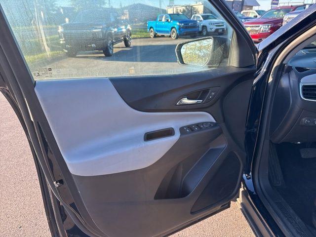 used 2021 Chevrolet Equinox car, priced at $18,500