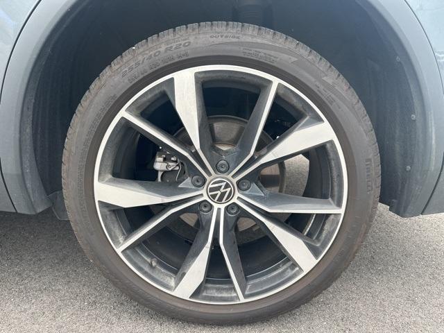 used 2024 Volkswagen Tiguan car, priced at $31,000