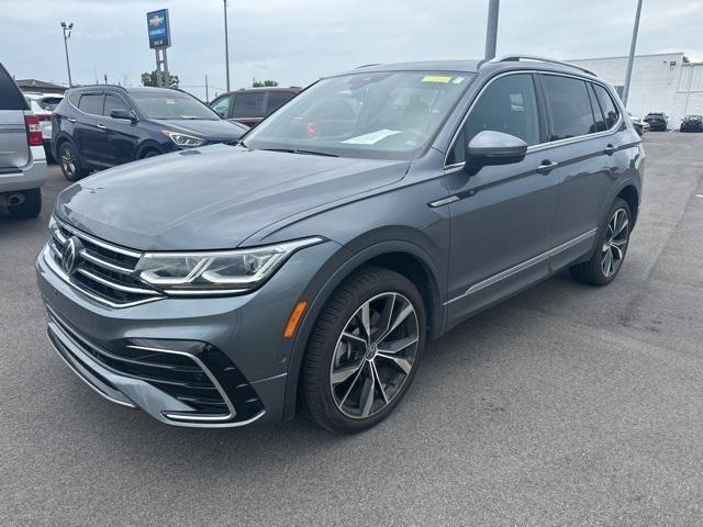 used 2024 Volkswagen Tiguan car, priced at $31,000
