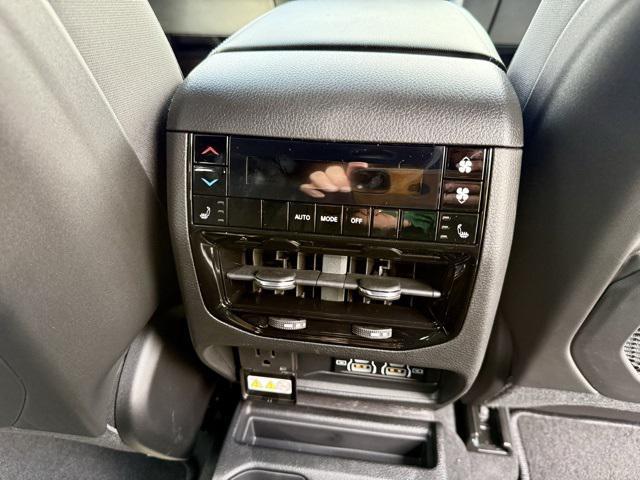 new 2025 Jeep Grand Cherokee L car, priced at $44,940