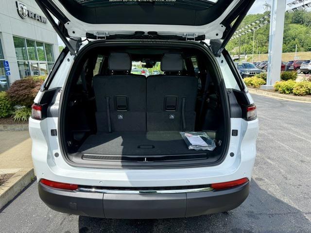 new 2025 Jeep Grand Cherokee L car, priced at $44,940