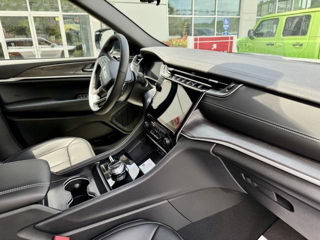 new 2025 Jeep Grand Cherokee L car, priced at $44,940