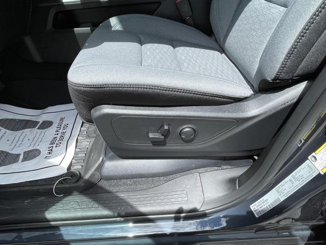 new 2025 Ram 1500 car, priced at $48,322