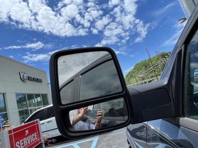 new 2025 Ram 1500 car, priced at $48,322