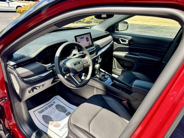 new 2025 Jeep Compass car, priced at $39,035