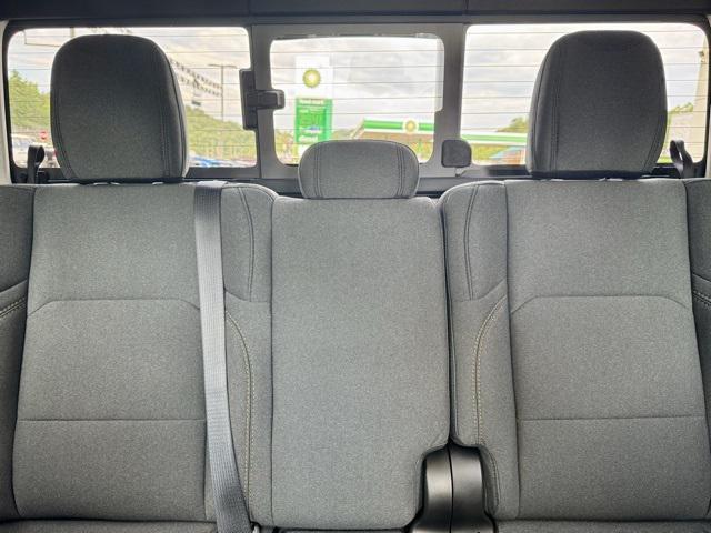 new 2025 Jeep Gladiator car, priced at $46,657