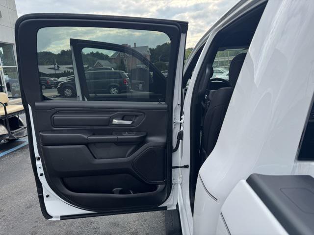 new 2025 Ram 1500 car, priced at $46,657
