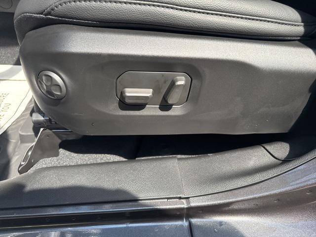 new 2025 Jeep Gladiator car, priced at $46,532