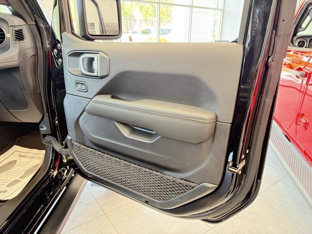 new 2025 Jeep Wrangler car, priced at $103,925