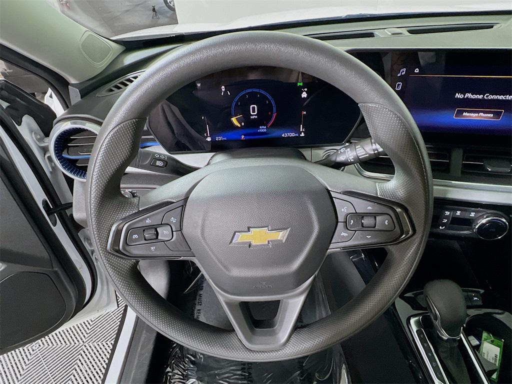 used 2024 Chevrolet Trax car, priced at $18,700