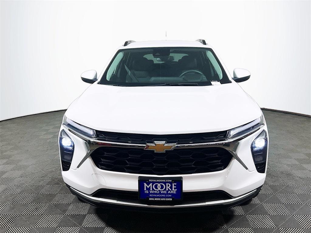 used 2024 Chevrolet Trax car, priced at $18,700