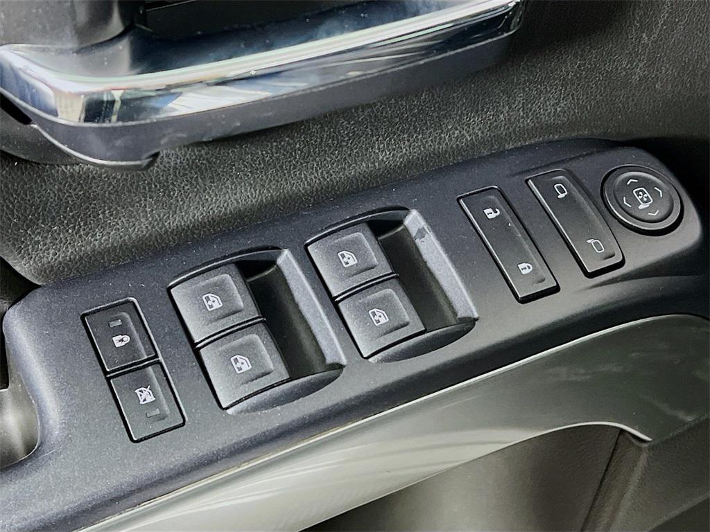 used 2015 Chevrolet Silverado 1500 car, priced at $18,500