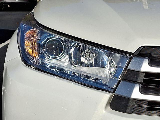 used 2017 Toyota Highlander car, priced at $19,882