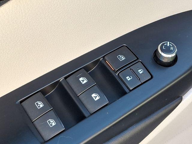 used 2017 Toyota Highlander car, priced at $19,882