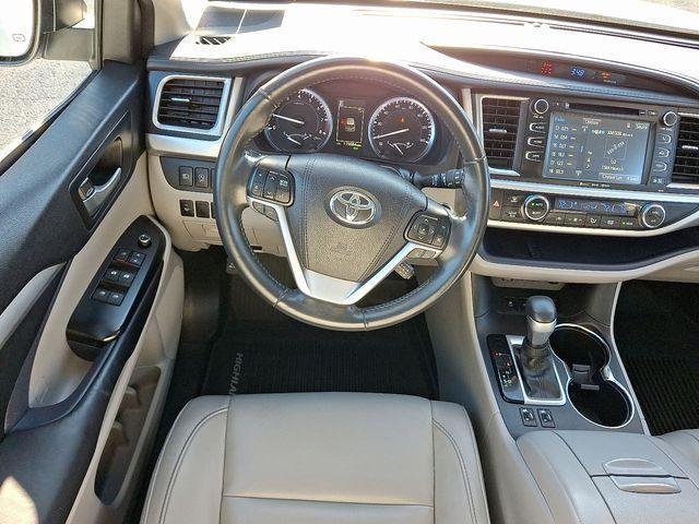 used 2017 Toyota Highlander car, priced at $19,882