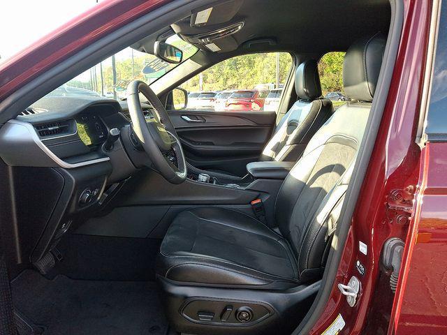 used 2024 Jeep Grand Cherokee car, priced at $30,363