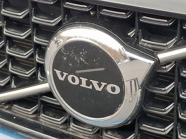 used 2024 Volvo XC40 car, priced at $25,403