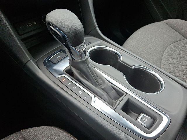 used 2024 Chevrolet Equinox car, priced at $22,692