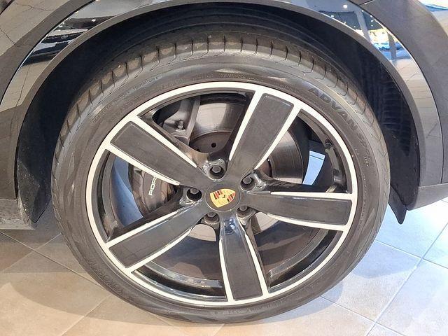 used 2022 Porsche Cayenne car, priced at $53,894