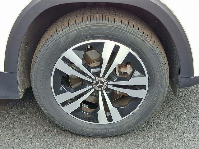 used 2024 Mercedes-Benz GLB 250 car, priced at $32,992