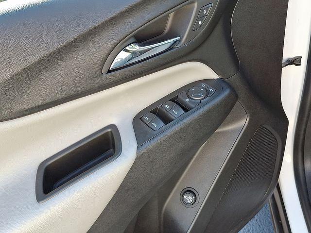 used 2024 Chevrolet Equinox car, priced at $22,792