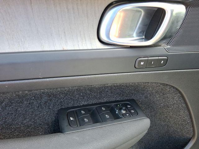 used 2024 Volvo XC40 car, priced at $30,871