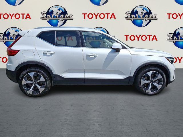 used 2024 Volvo XC40 car, priced at $30,871
