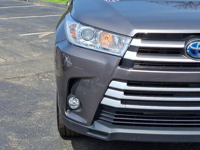 used 2017 Toyota Highlander Hybrid car, priced at $20,684