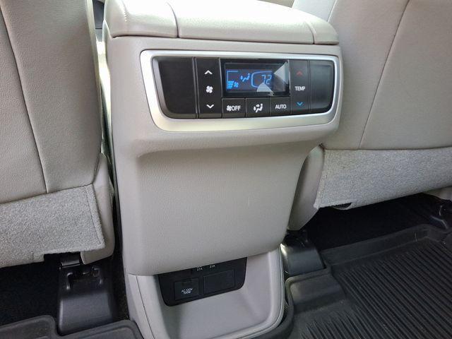 used 2017 Toyota Highlander Hybrid car, priced at $20,684