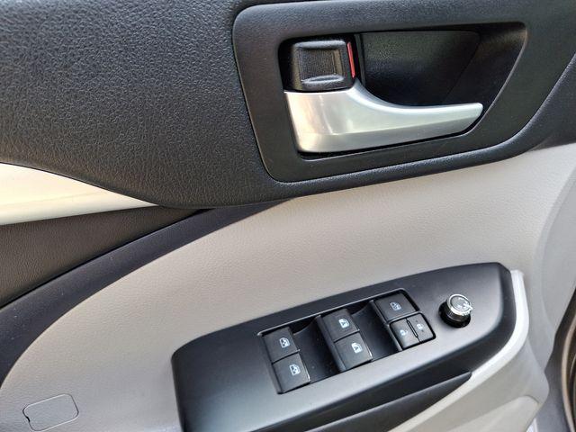 used 2017 Toyota Highlander Hybrid car, priced at $21,491
