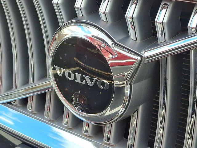 used 2023 Volvo XC90 car, priced at $37,691