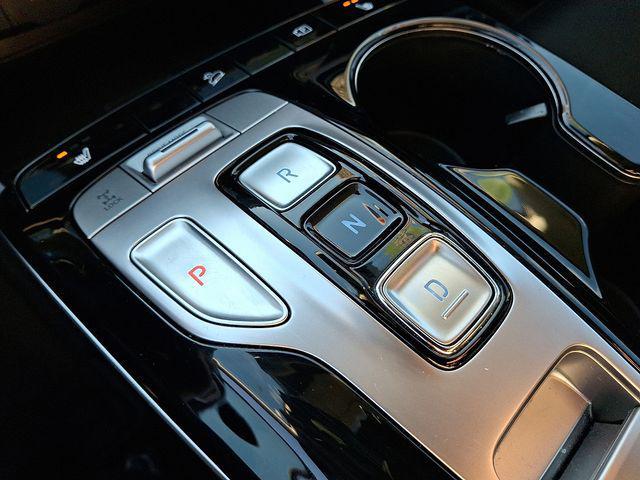 used 2024 Hyundai TUCSON Hybrid car, priced at $26,992