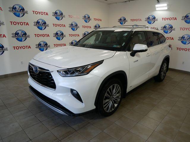 used 2021 Toyota Highlander Hybrid car, priced at $37,982