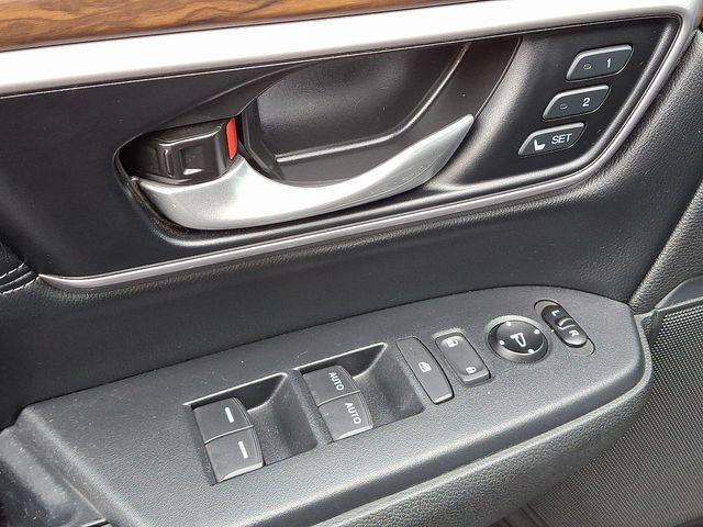 used 2020 Honda CR-V car, priced at $23,993