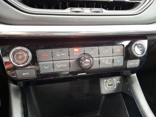 used 2023 Jeep Compass car, priced at $24,992