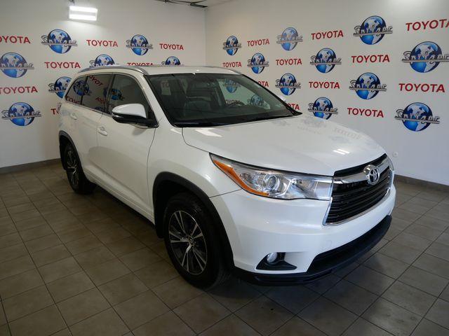 used 2016 Toyota Highlander car, priced at $15,693
