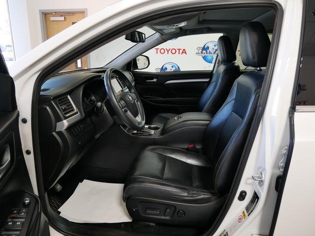 used 2016 Toyota Highlander car, priced at $15,693
