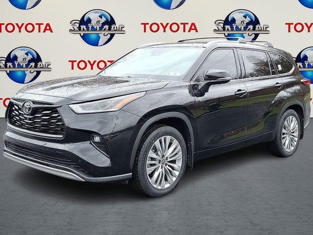 used 2023 Toyota Highlander car, priced at $42,991
