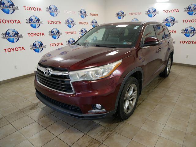 used 2016 Toyota Highlander car, priced at $25,401